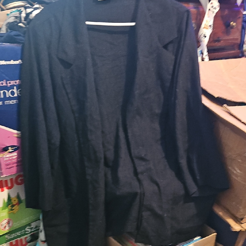 !!.      Womans 24W  Blazer/jacket